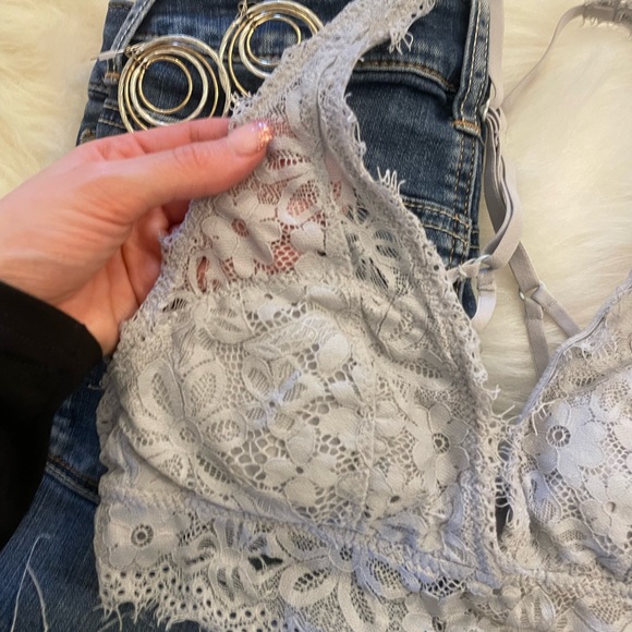Aerie Light Gray Bralette - Picture 2 of 5